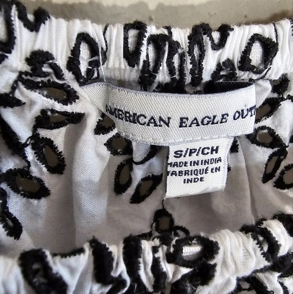 AEO Cropped Embroidered OTS Cropped Top, S - Picture 6 of 8